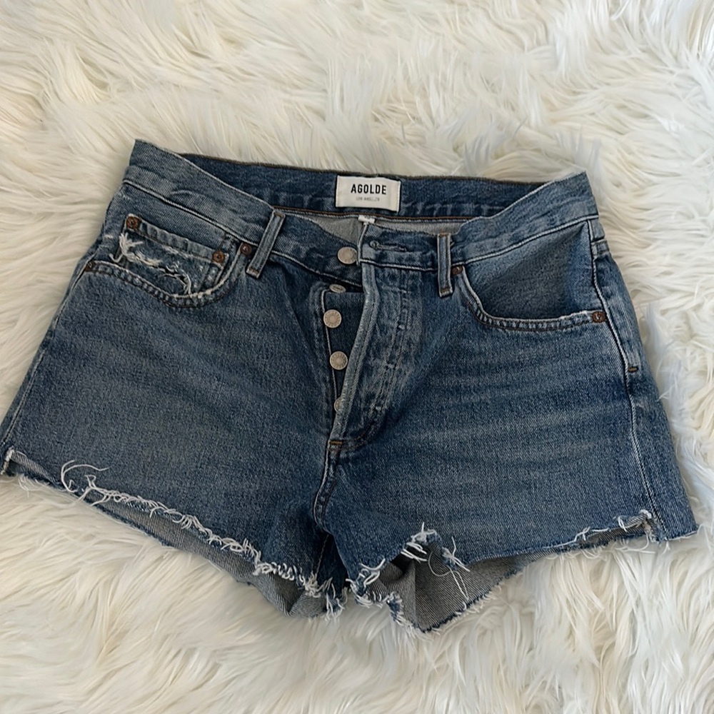 Agolde Parker Organic Cotton Cutoff Denim Shorts (Lowkey, size 26)